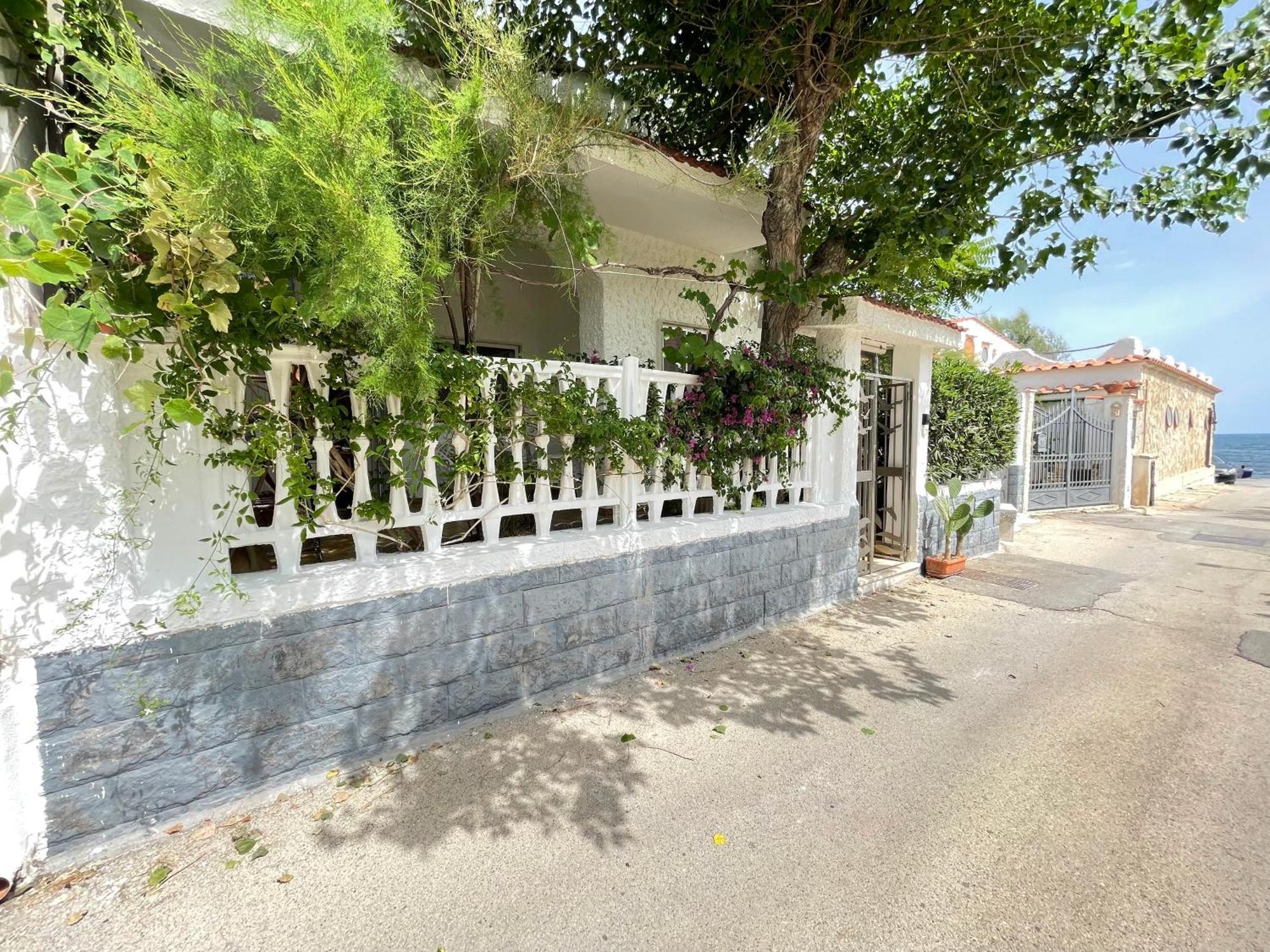La Villetta Sul Mare Bari Bagian luar foto