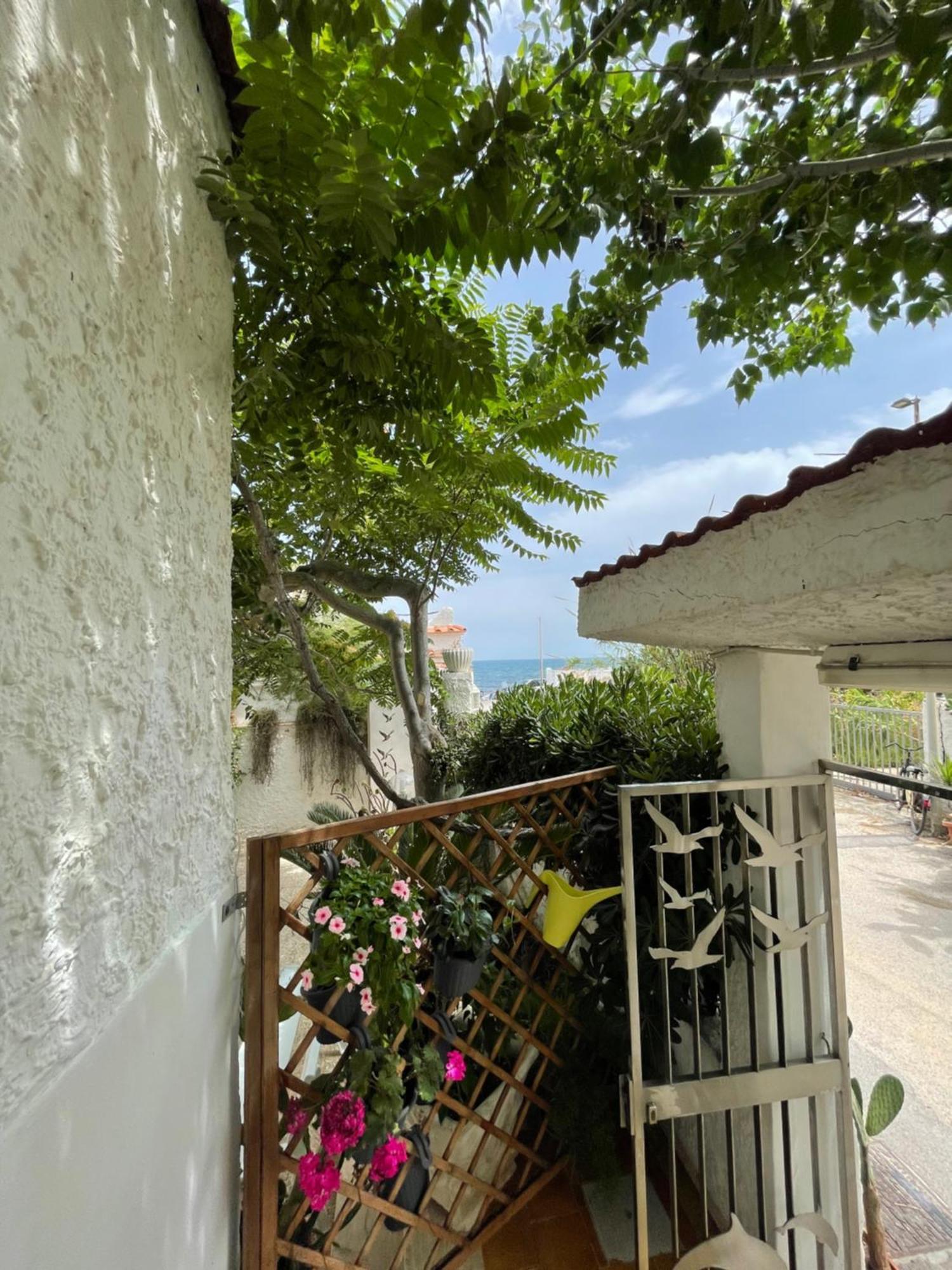 La Villetta Sul Mare Bari Bagian luar foto